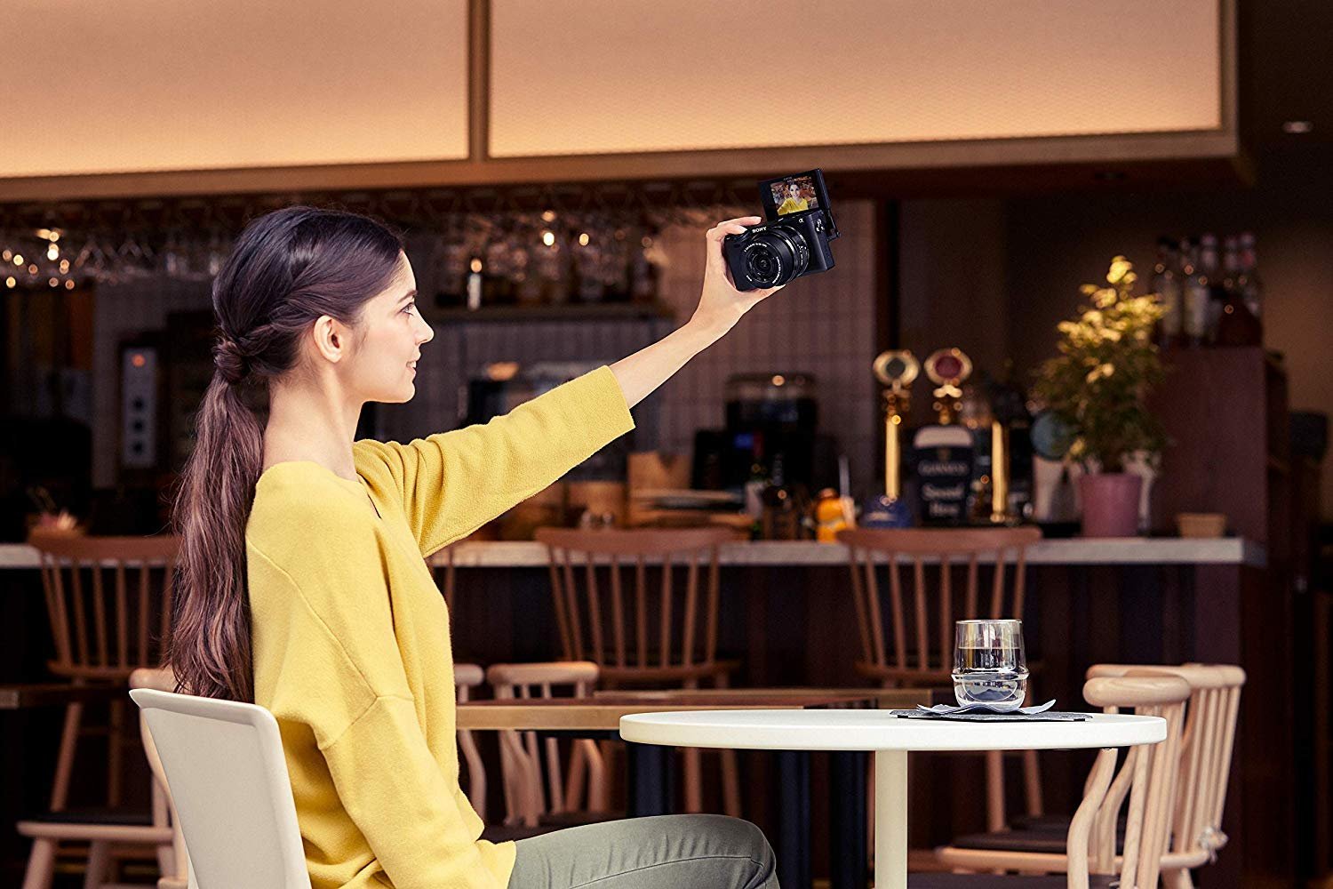 Sony Alpha 6400 APS-C Mirrorless Camera with Sony 16-50 mm f3.5-5.6 Power Zoom Lens. - Image 3